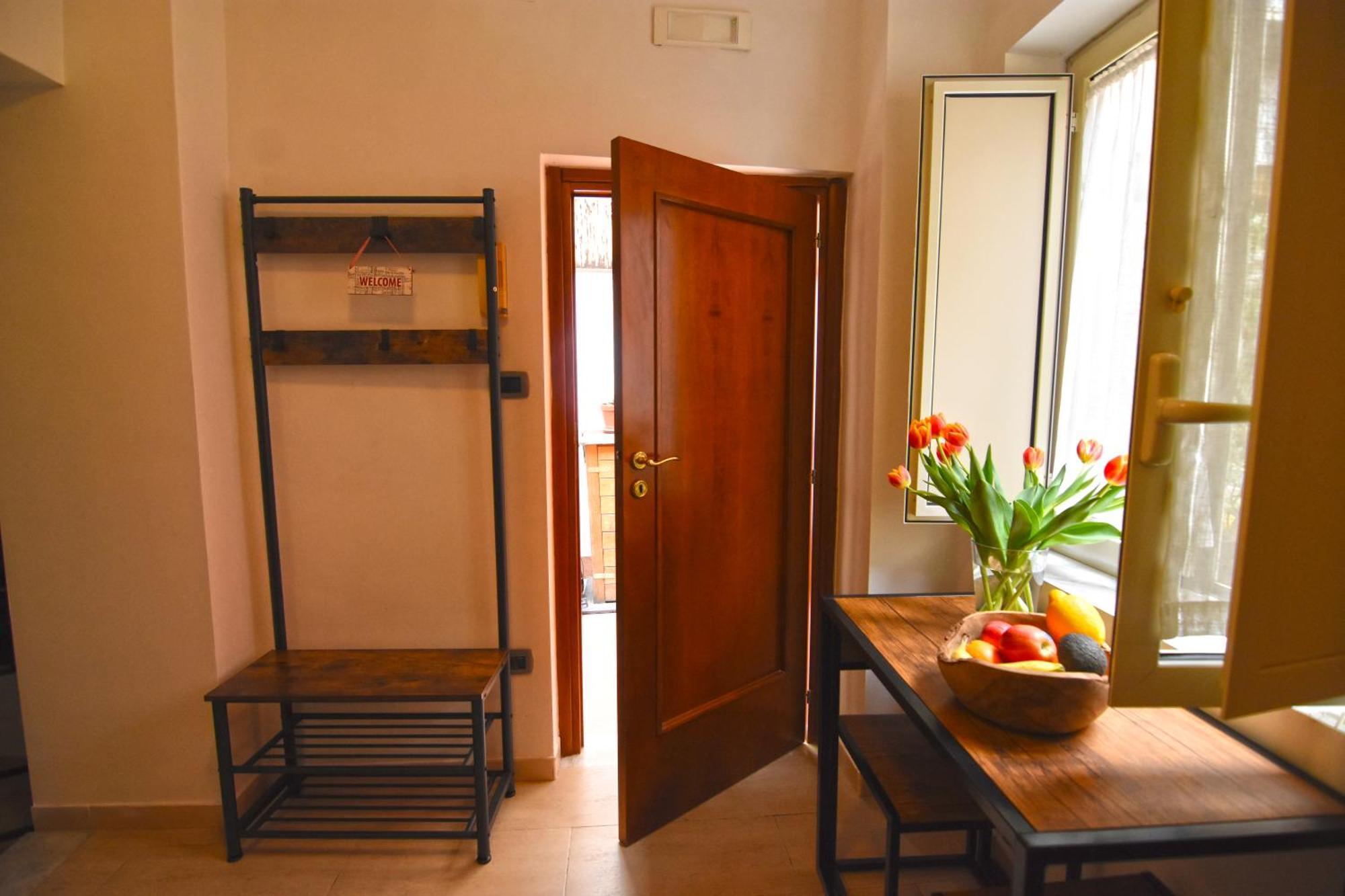 La Casa Di Apollo Apartment Napoli Bagian luar foto