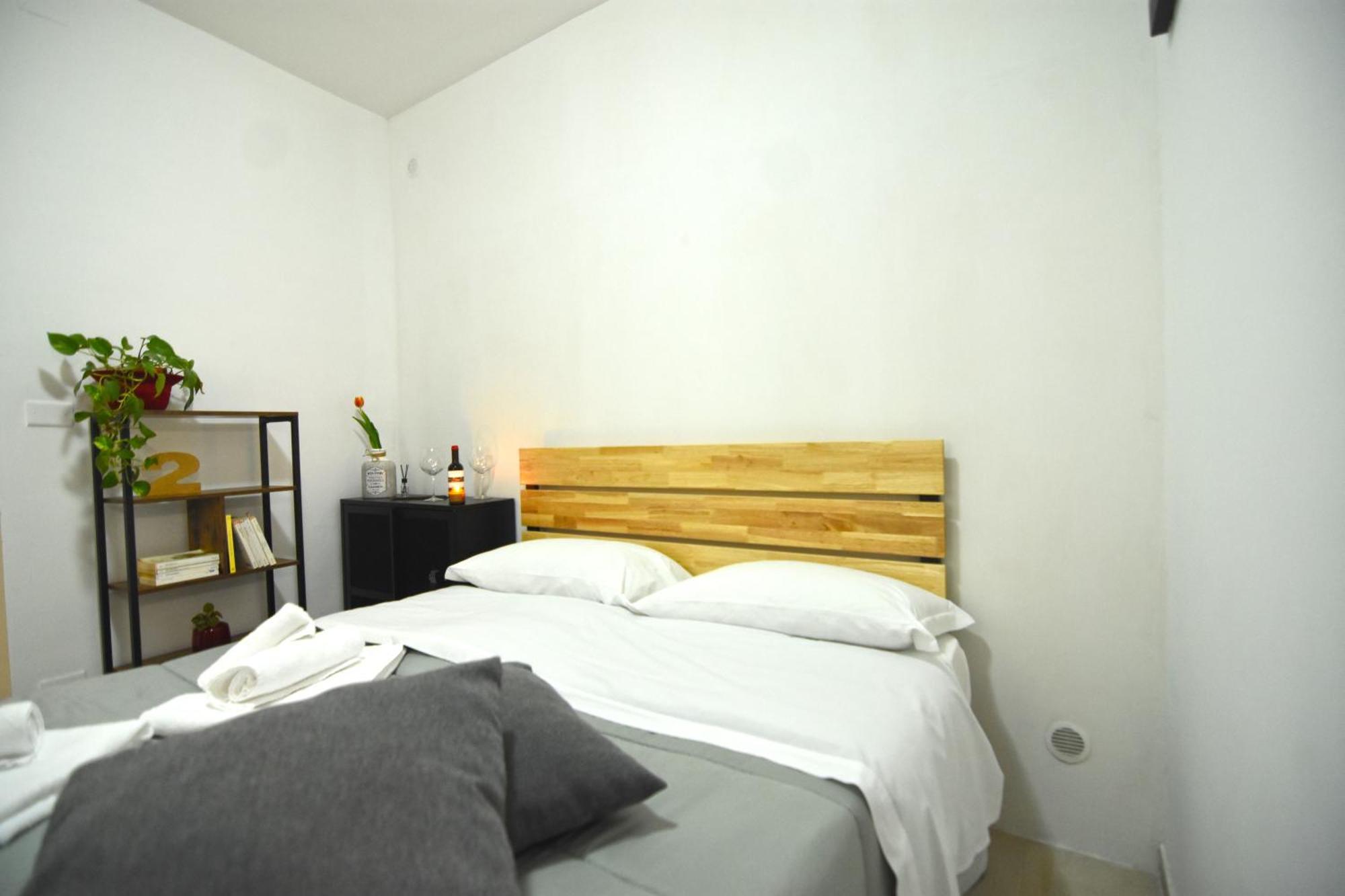 La Casa Di Apollo Apartment Napoli Bagian luar foto