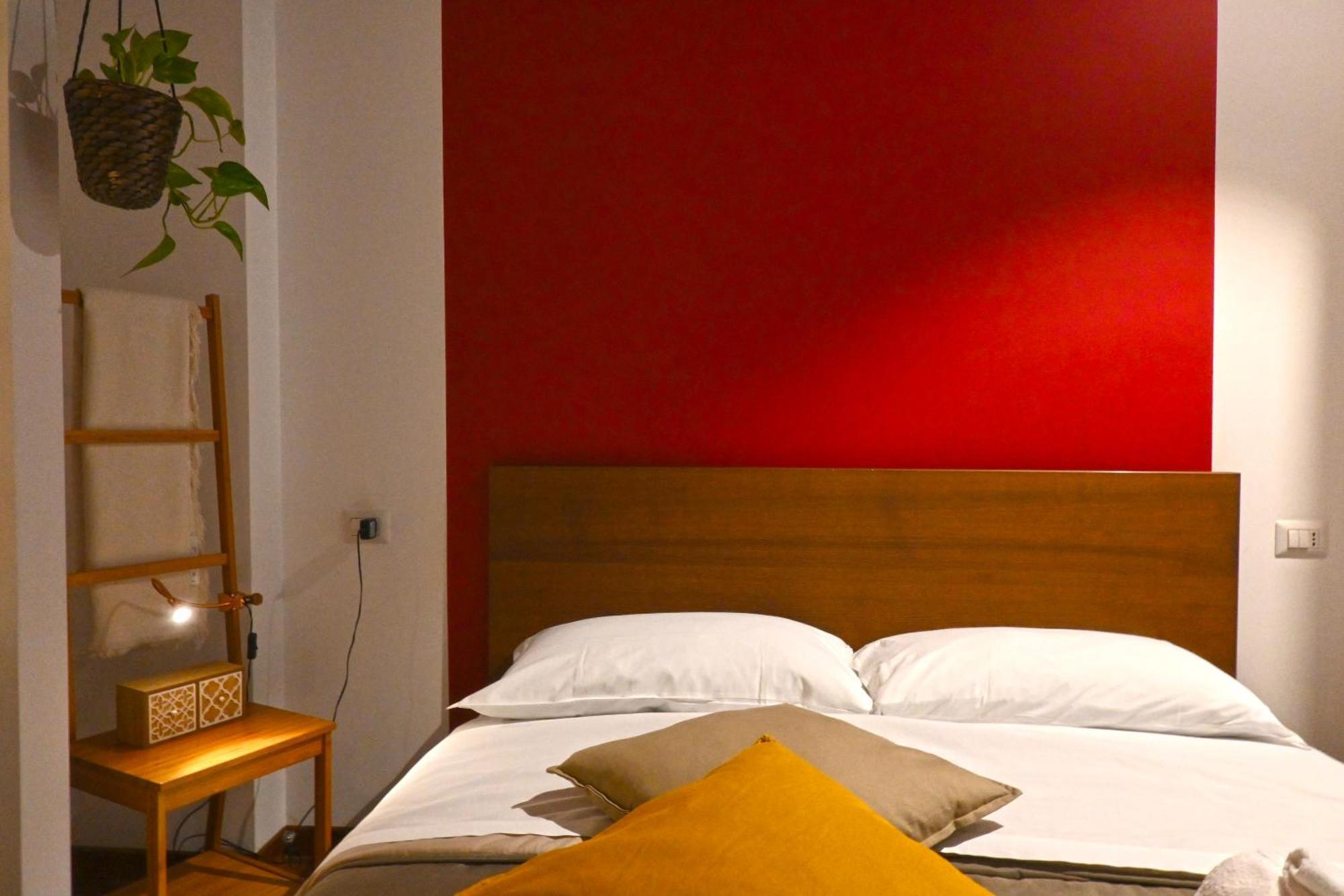 La Casa Di Apollo Apartment Napoli Bagian luar foto
