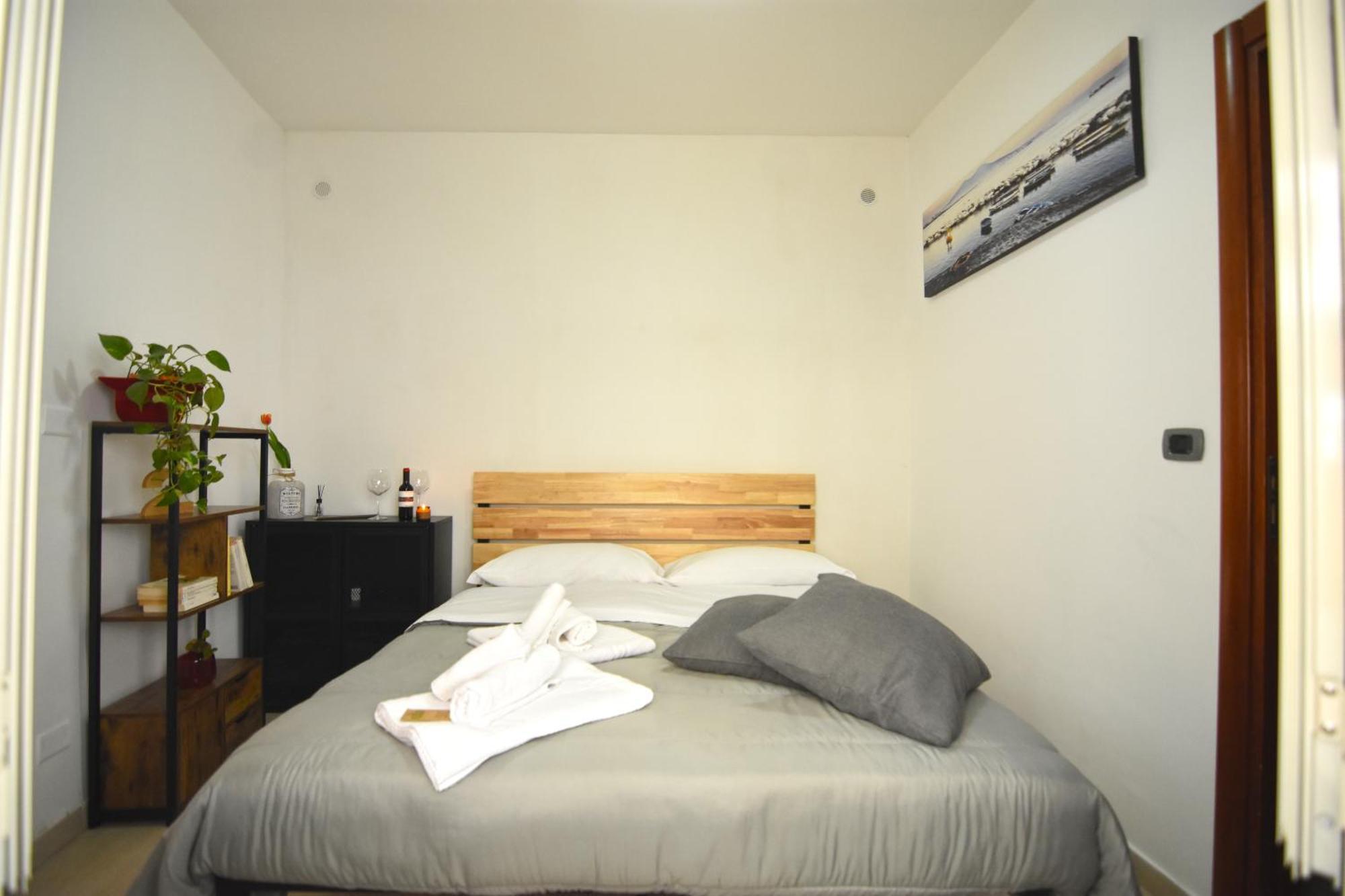 La Casa Di Apollo Apartment Napoli Bagian luar foto