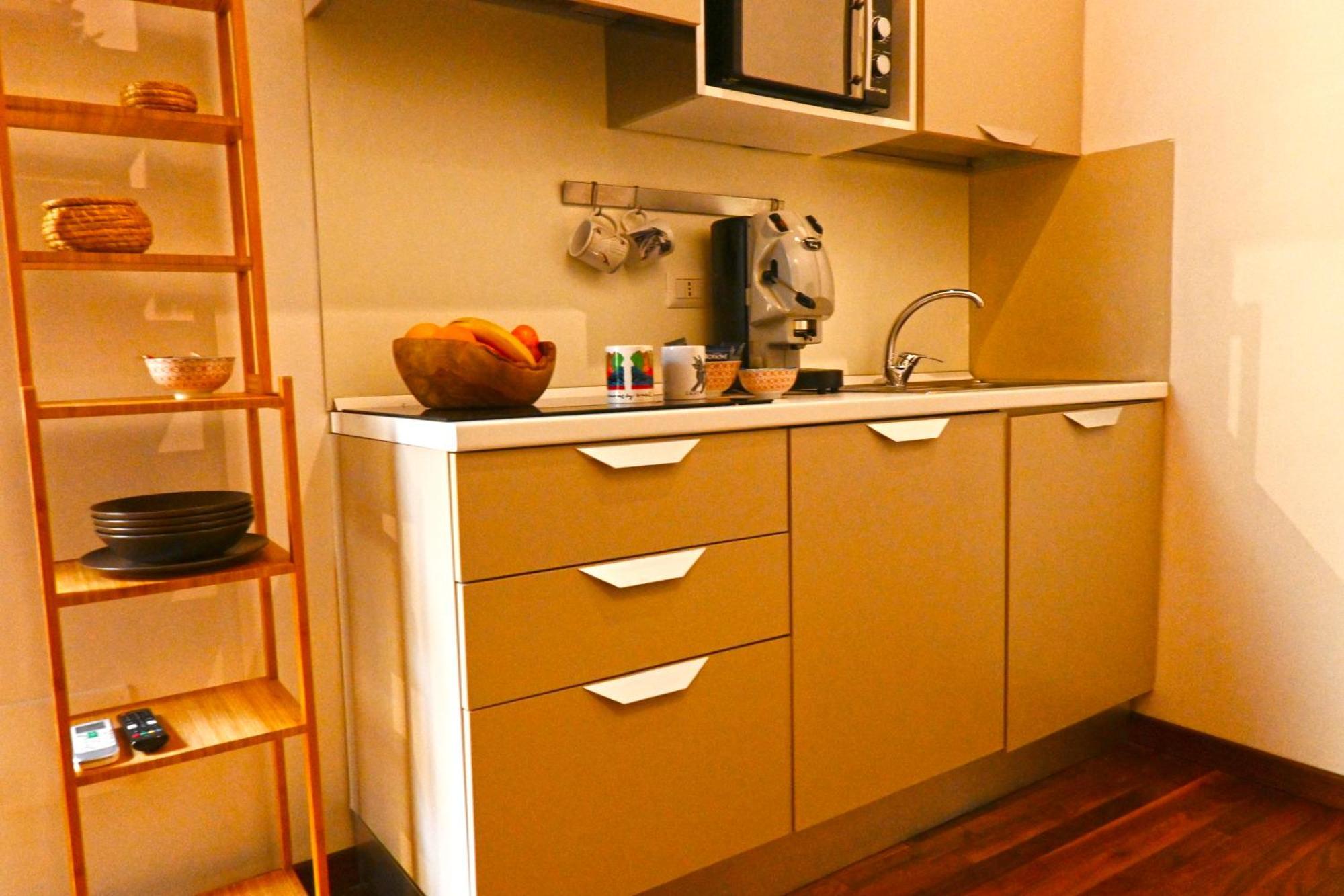 La Casa Di Apollo Apartment Napoli Bagian luar foto