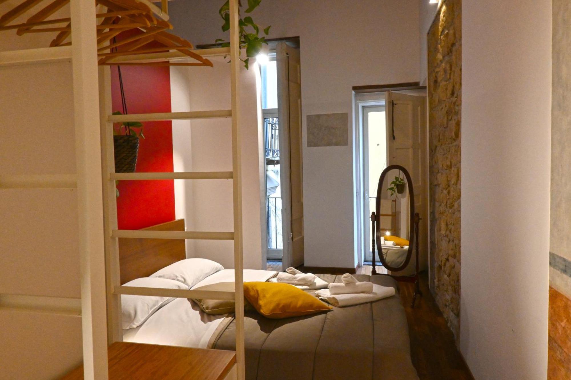 La Casa Di Apollo Apartment Napoli Bagian luar foto