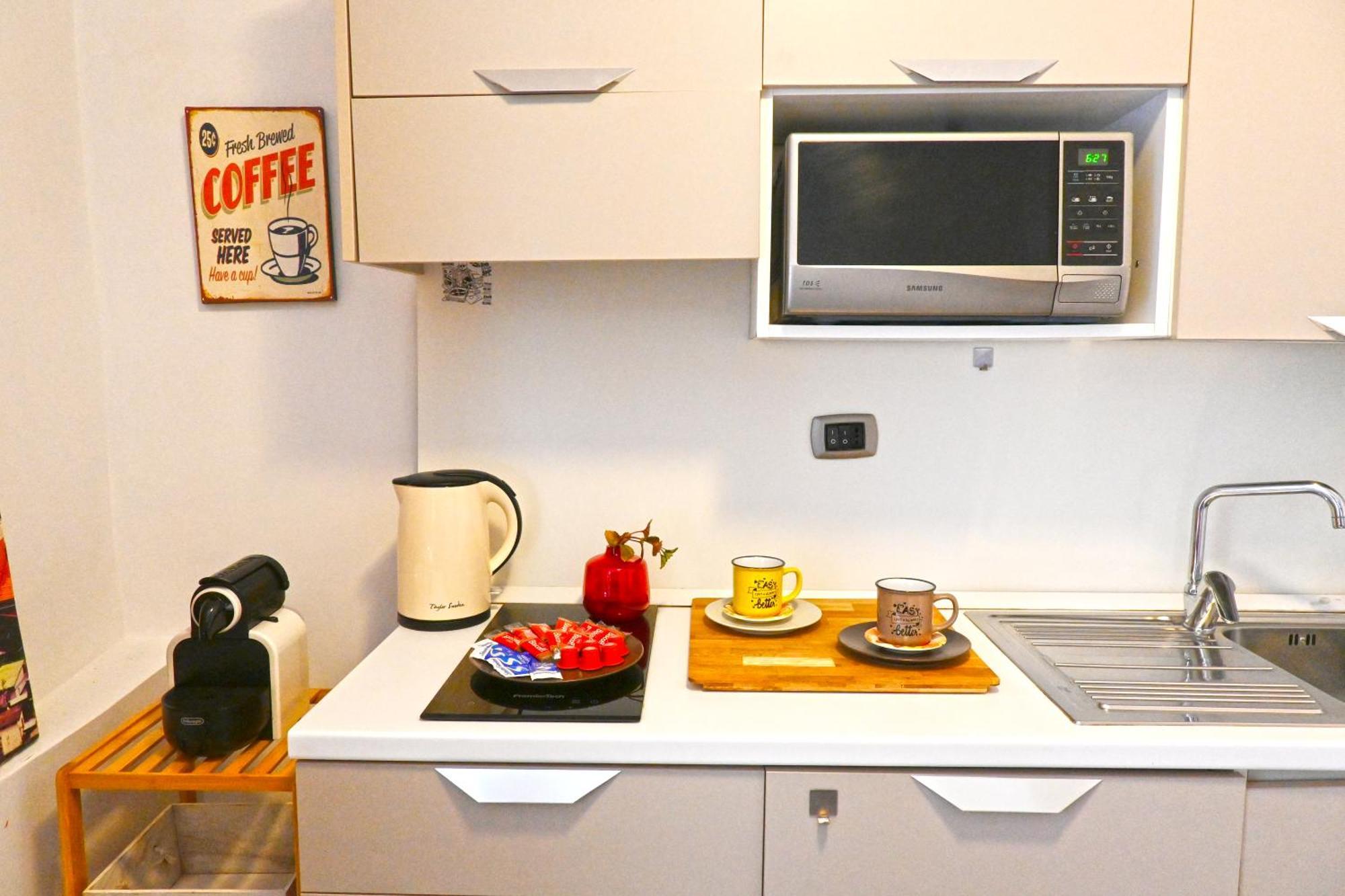 La Casa Di Apollo Apartment Napoli Bagian luar foto